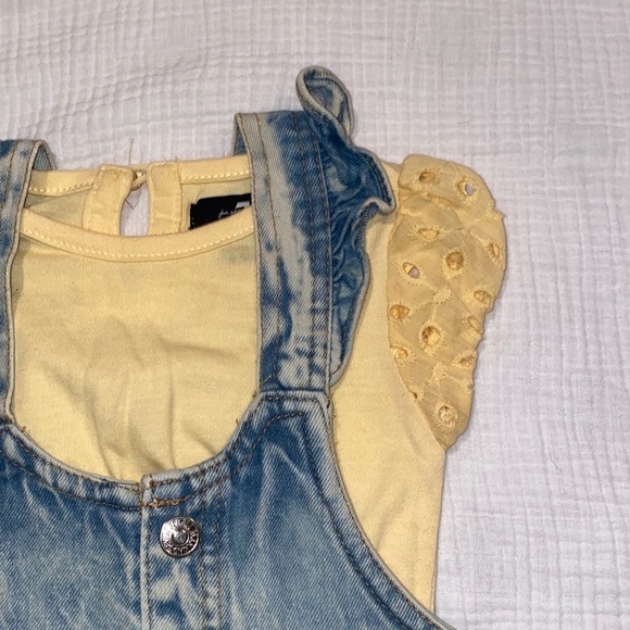 7 for all mankind baby girls overalls with yellow eyelet shirt - Picture 2 of 10